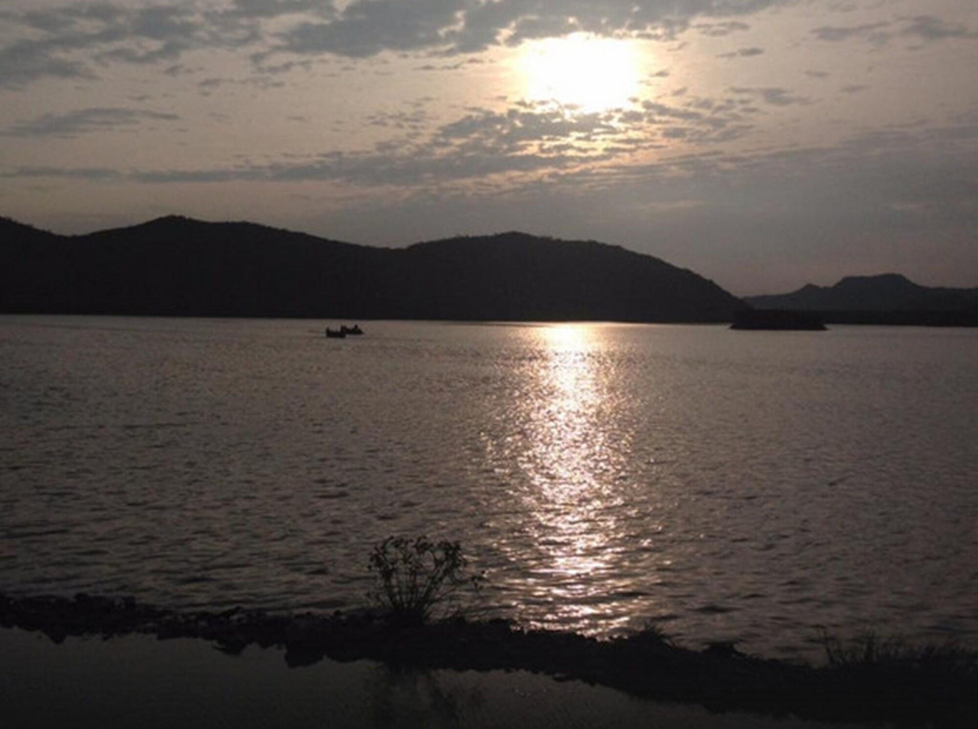 Regenta Central Jal Mahal, ג'איפור מראה חיצוני תמונה